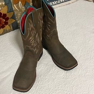 Ariat Square toe western boots